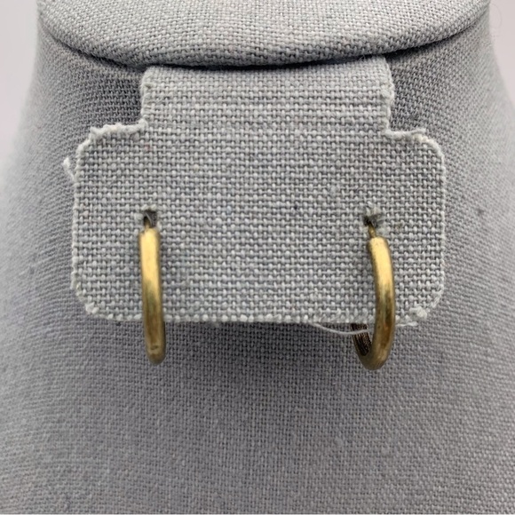 Cookie Lee Copper Gold Tone Simple Snap Closure Hoop Earrings - Picture 1 of 5